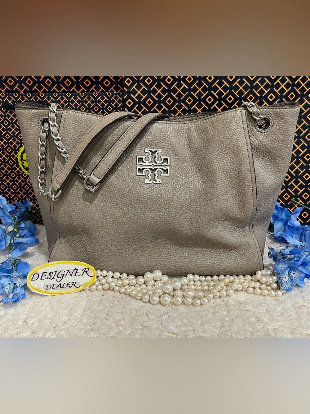 TORY BURCH Britten Small Slouchy Tote Gray Heron EUC!